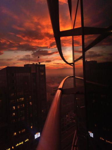 عکس کافی‌شاپ پاییز