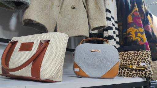 بوتیک آوینو