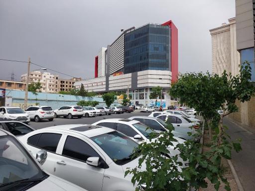 عکس مجتمع تجاری اداری گلشن