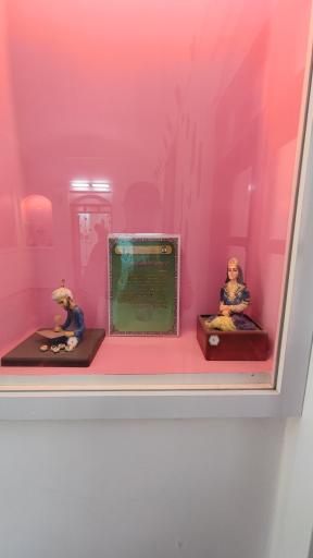 عکس موزه عروسک خانه فروتنی