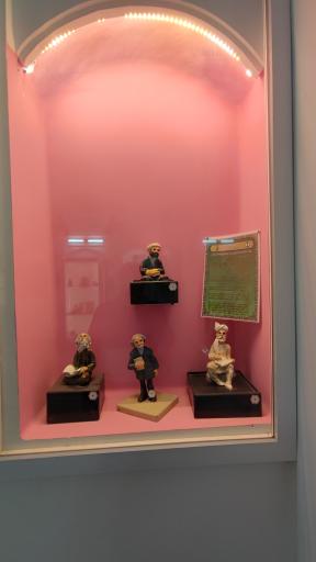 عکس موزه عروسک خانه فروتنی