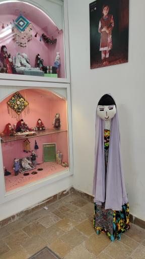 عکس موزه عروسک خانه فروتنی