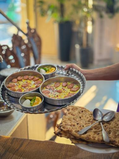 عکس رستوران ننه آغا