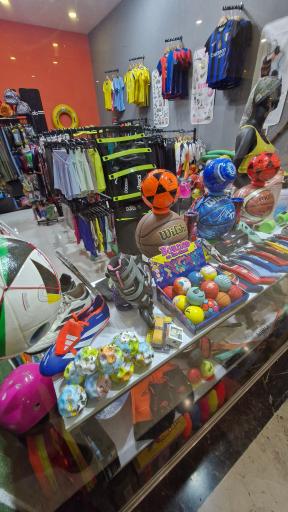 عکس فروشگاه لوازم ورزشی الون