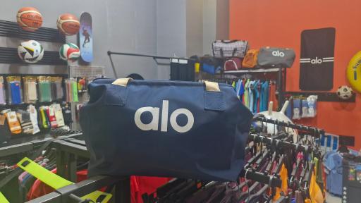 عکس فروشگاه لوازم ورزشی الون