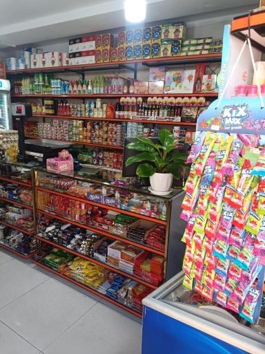 عکس سوپر مارکت آنیسا