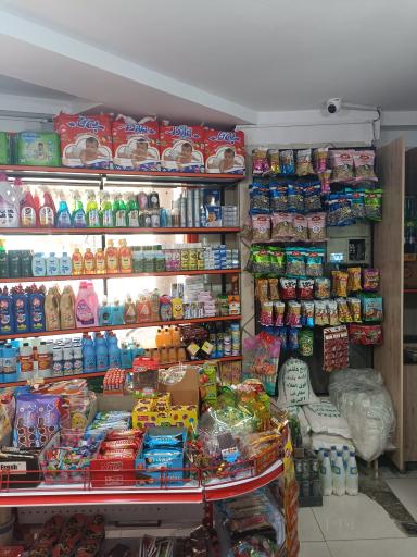 عکس سوپر مارکت آنیسا