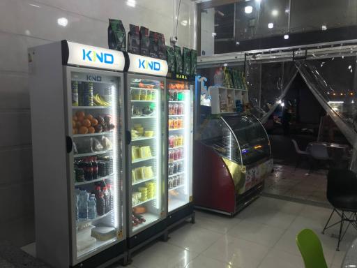 عکس کافه بستنی مادر 