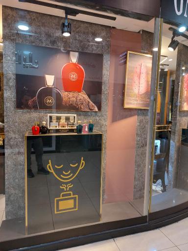 عکس گالری اسفوندو پرفیوم