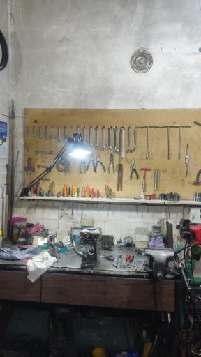 عکس فروشگاه و تعمیرگاه موتورآلات کشاورزی و صنعتی آرش