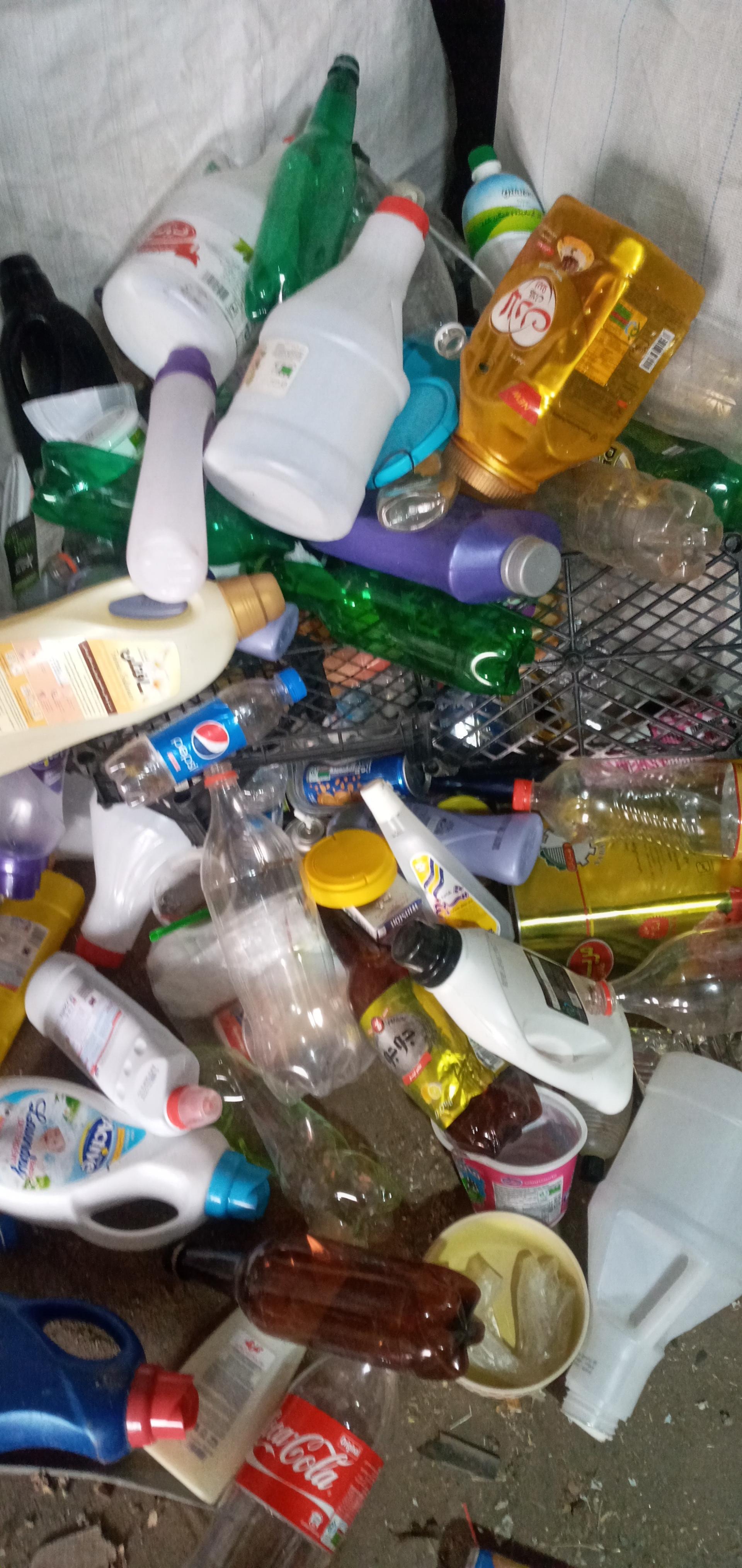 عکس خرید فروش ضایعات 