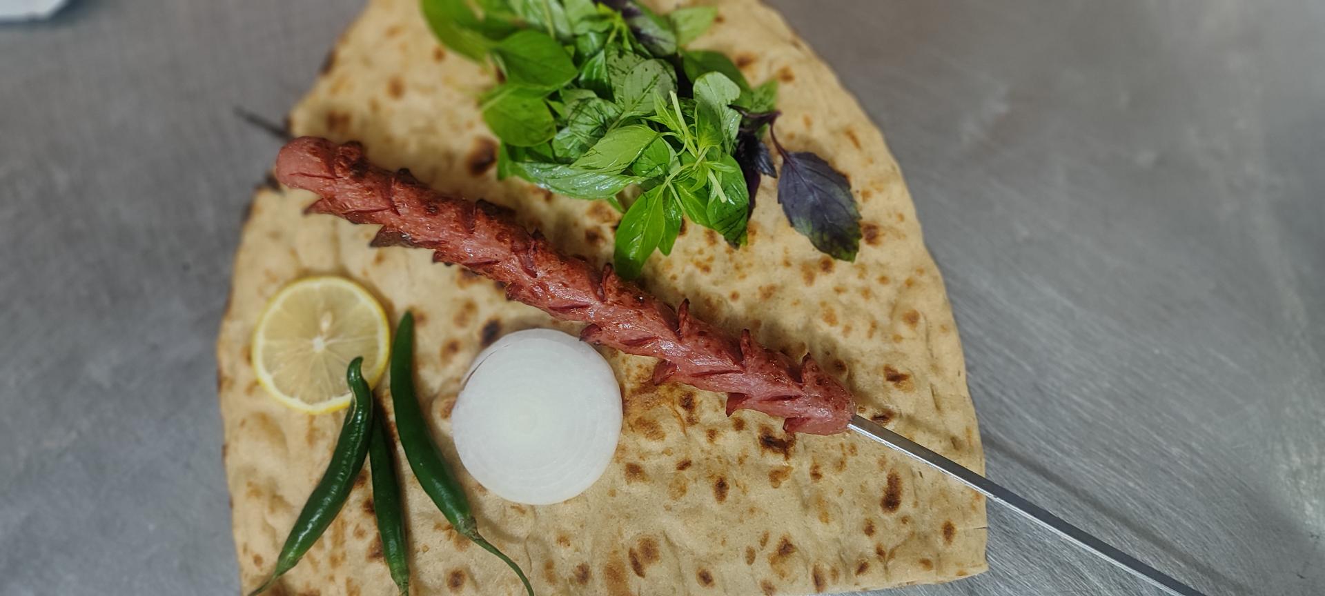 عکس کبابی و جگرسرای دل گلاس