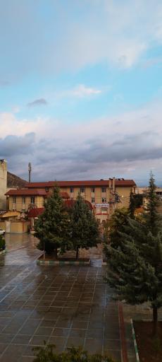 عکس دبیرستان صدیقه کبری