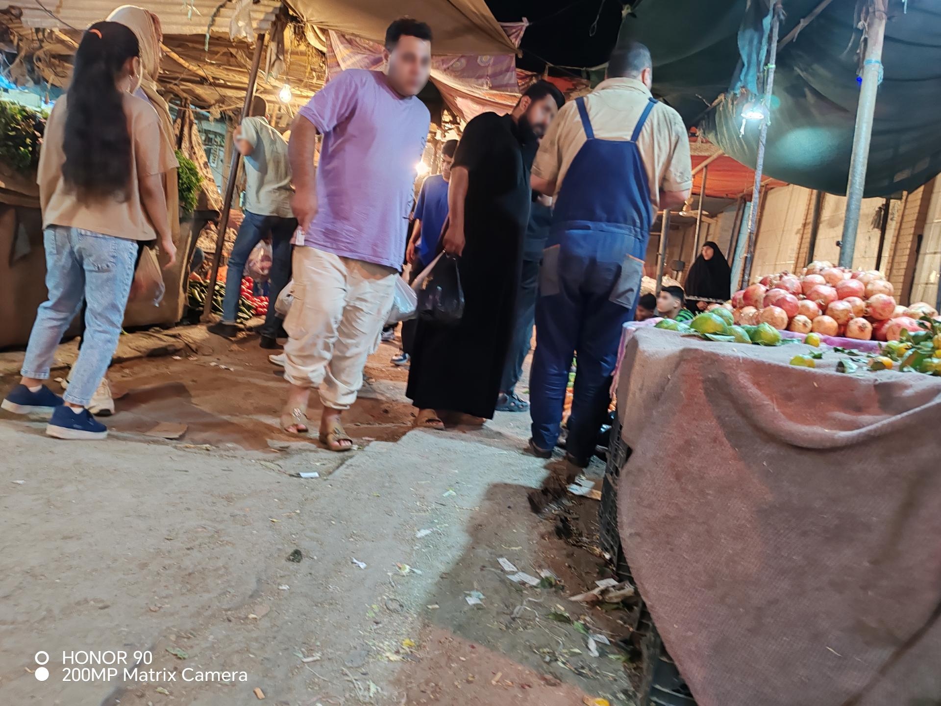 عکس بازار خرده فروشی و میوه فروشی ننه علی جدید