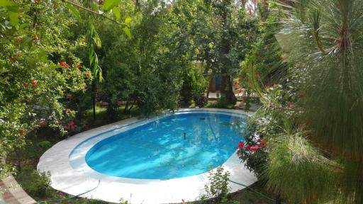 عکس باغ رستوران البرز