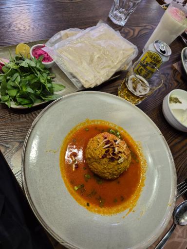عکس کافه و رستوران گوزن