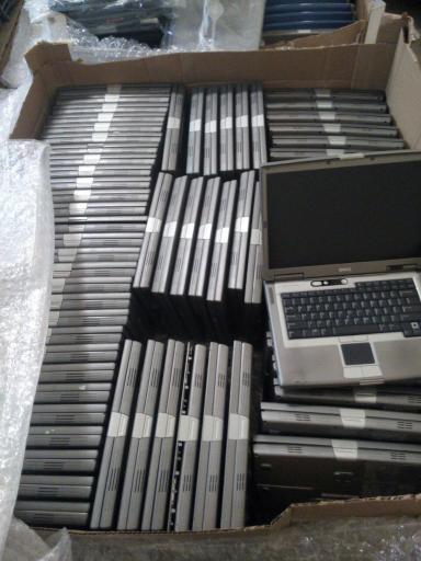 عکس لپ تاپ میلاد