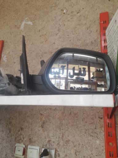 عکس شیشه اتومبیل ونوس