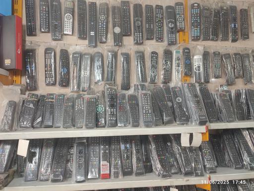 فروش و تعمیرات انواع گیرنده و کنترل تلویزیون خاکشور