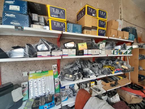 عکس شیشه اتومبیل ونوس