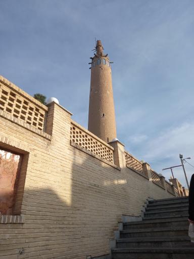 عکس مناره سلجوقی (میل گلپایگان)