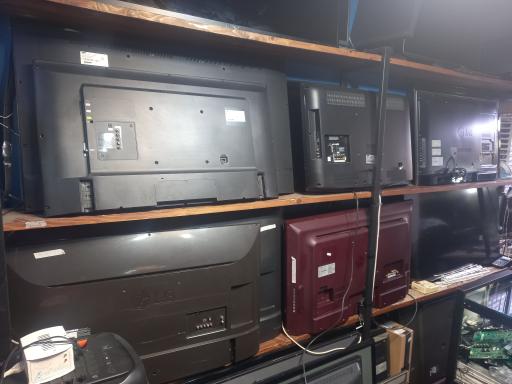 عکس تعمیرگاه مجاز دنیای الکترونیک