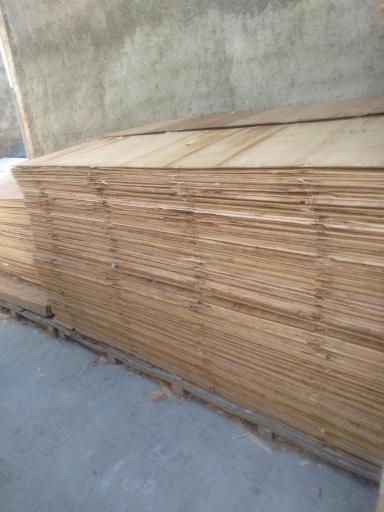 عکس چوب فروشی ممی زاده