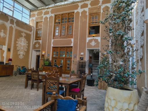 عکس هتل سنتی اصفهان