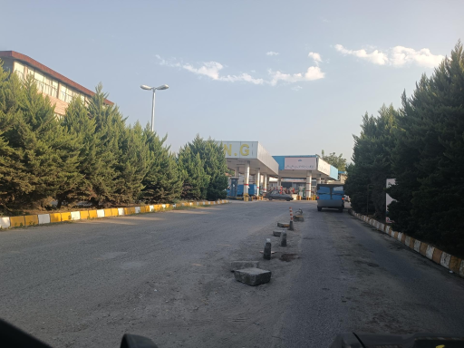 عکس پمپ بنزین ملکی