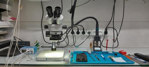 عکس موبایل نیشابوری