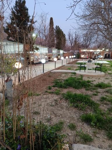 عکس کافه باغ بهشت پنهان شیراز