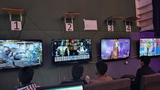 عکس گیم سنتر بی‌ نهایت