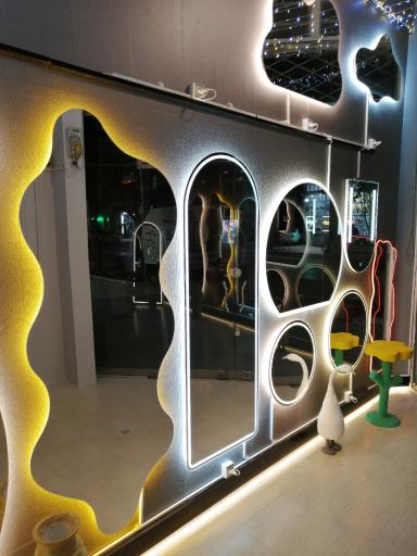 عکس آینه نوری