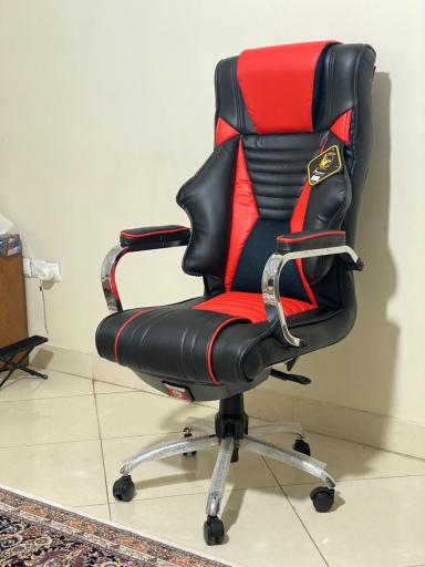 عکس تعمیرات صندلی اداری عمادی