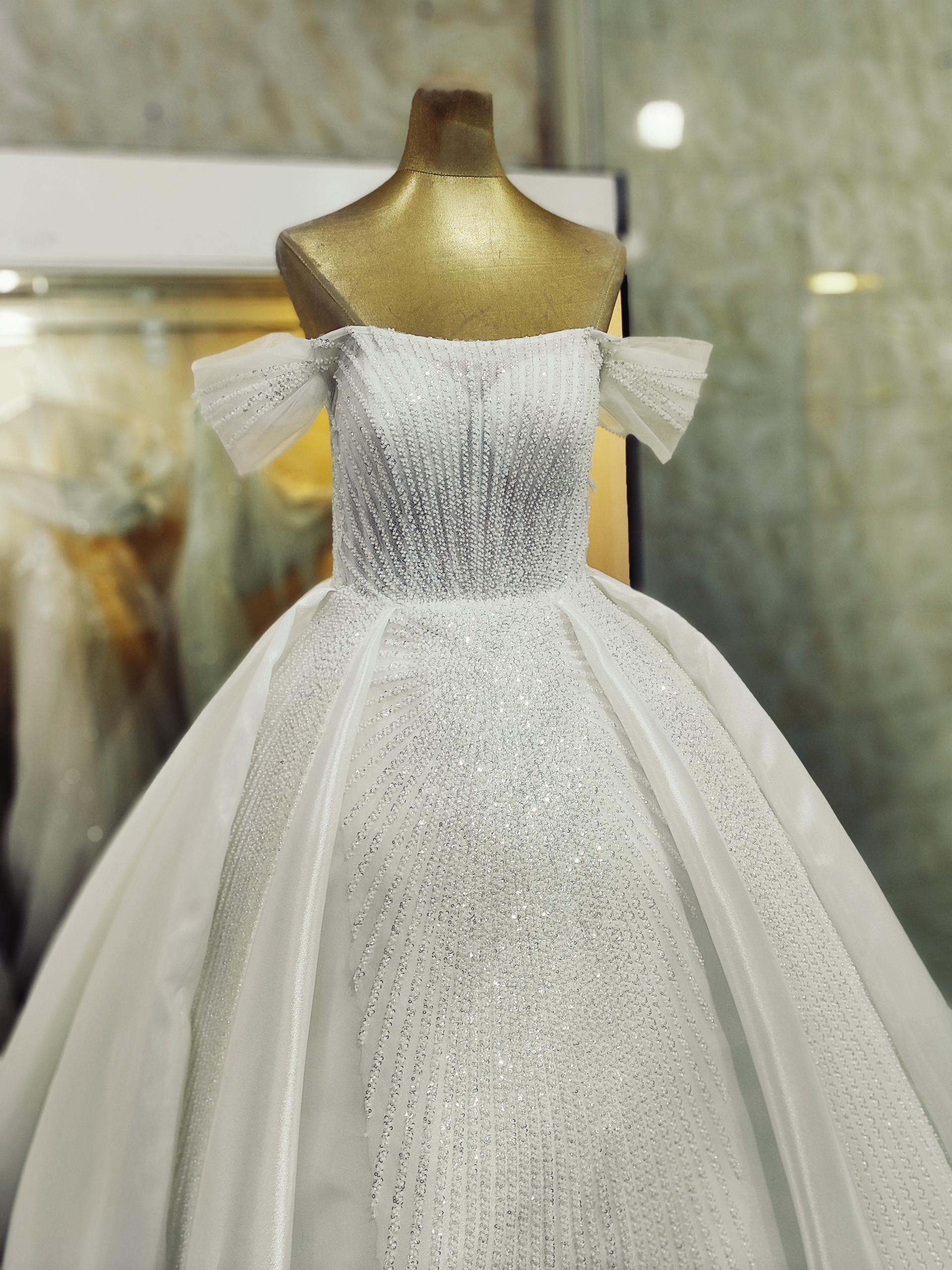 عکس مزون عروس رزا کلارا