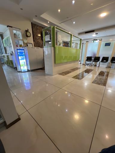 عکس کلینیک دندانپزشکی لبخند آفرینان