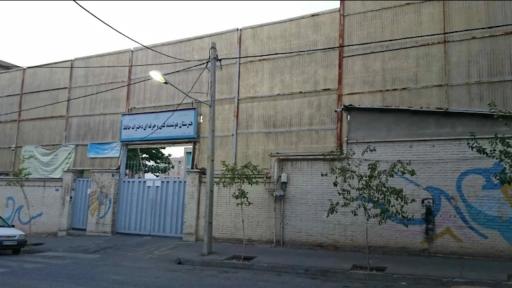 عکس هنرستان فنی حرفه ای حافظ