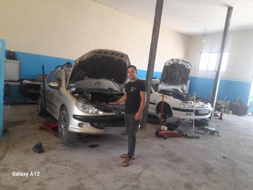 عکس تعمیرگاه امید مختاری 