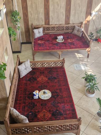 عکس رستوران پورکرمانی بیرون بر