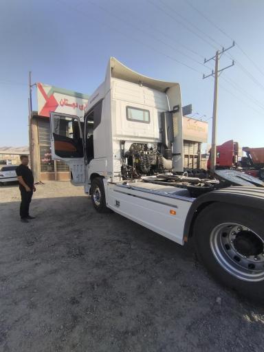 عکس ورشابکاری دوستان ساخت کایت فلزی