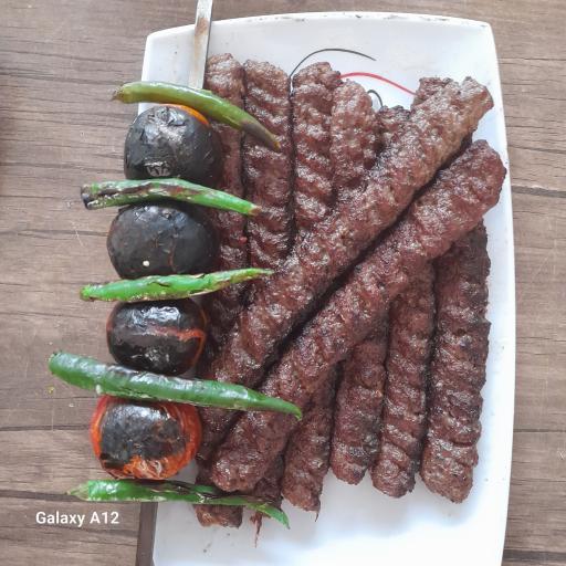 عکس کبابی زنده رود بختیاری