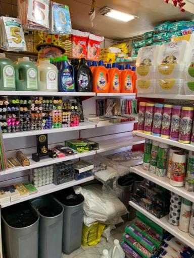 عکس ظروف یکبار مصرف عمو نجف