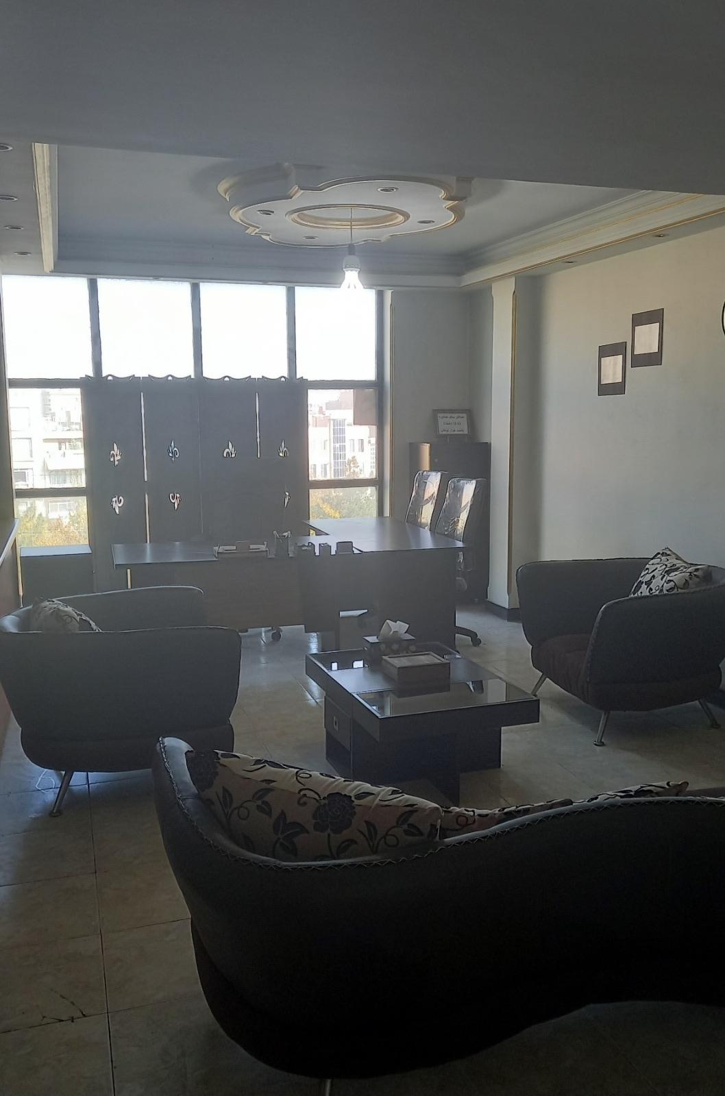 عکس هانیه سعیدپور کیلوائی کارشناس رسمی دادگستری