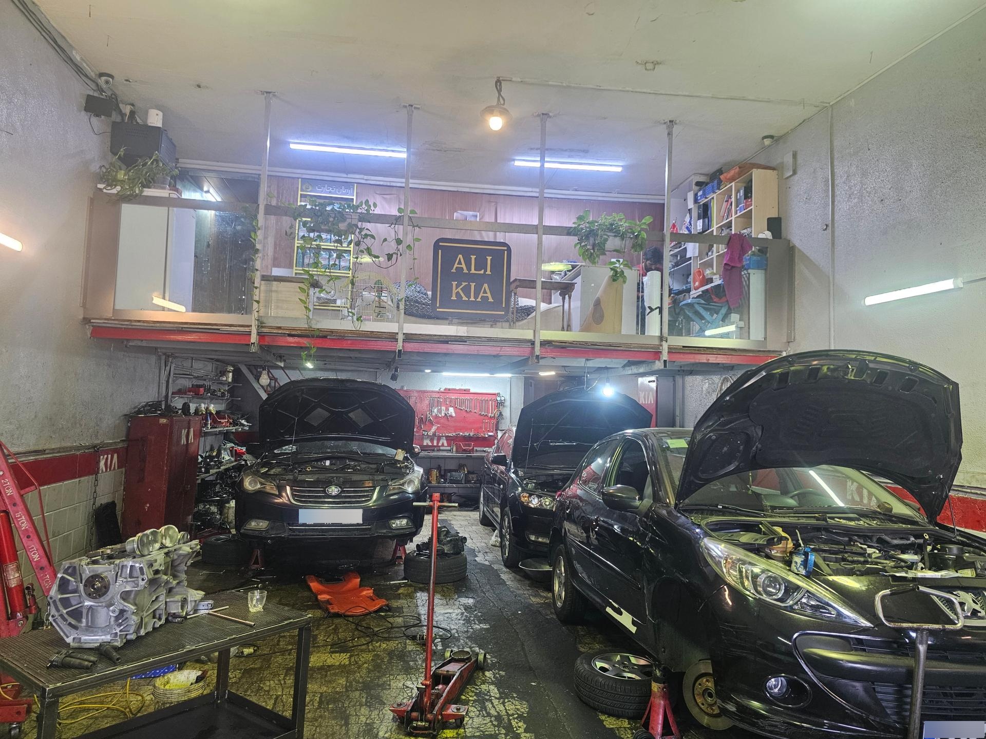 عکس تعمیرگاه گیربکس اتوماتیک علی کیا