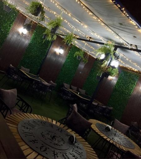 عکس کافه رستوران روف لند 