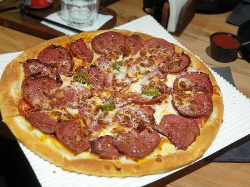 عکس کافه و رستوران موتا