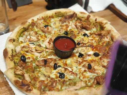 عکس کافه و رستوران موتا