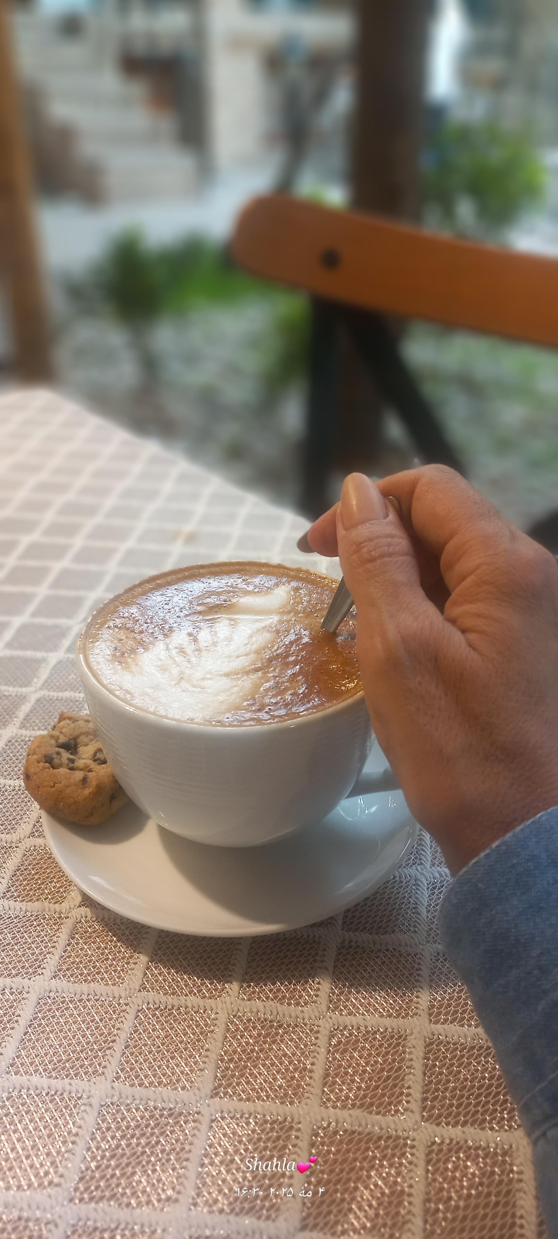 عکس کافه رستوران خانه ایرانی یاهیل