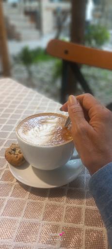 عکس کافه رستوران خانه ایرانی یاهیل