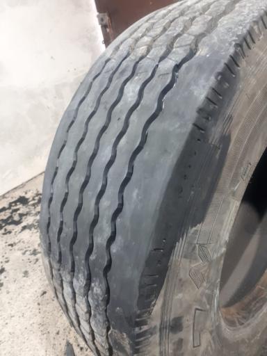 عکس تعمیرات تایر و لاستیک کلاهی پارس ریپیر